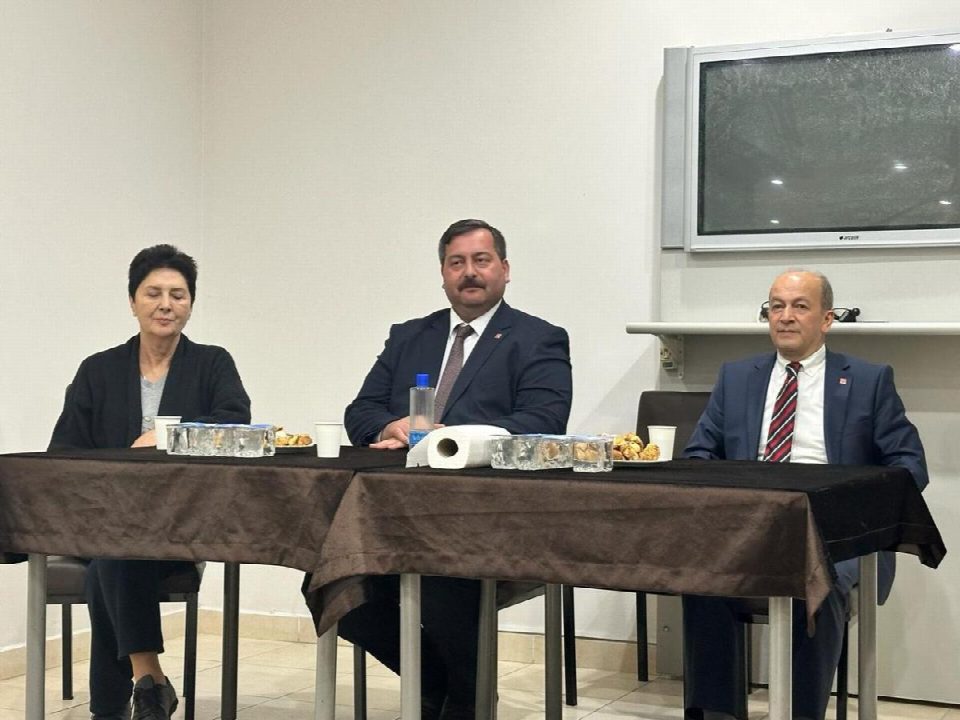 CHP ADAYLARI SANA VE KARAOĞLANOĞLU ZİYARETLERİNİ SÜRDÜRÜYORLAR