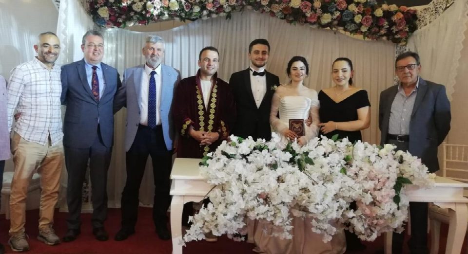 Merve ile Yavuz Selim görkemli bir düğünle evlendi