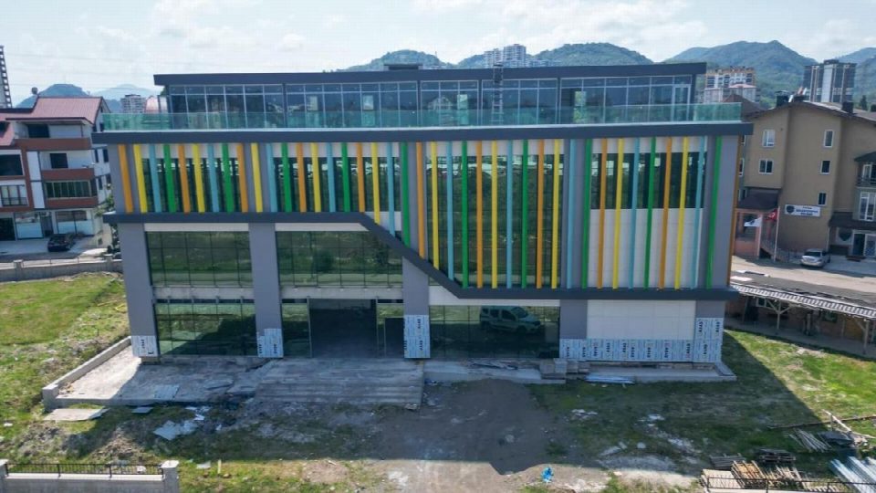 Gençlerin yeni buluşma noktası; Fatsa'da tam donanımlı gençlik merkezi