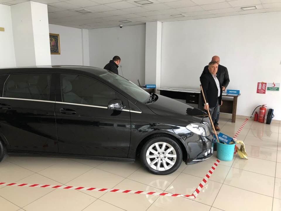 Galericiler sınavda terlediler