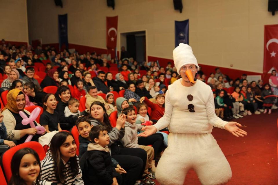 Fatsalı çocuklar ramazan coşkusunu doyasıya yaşıyor