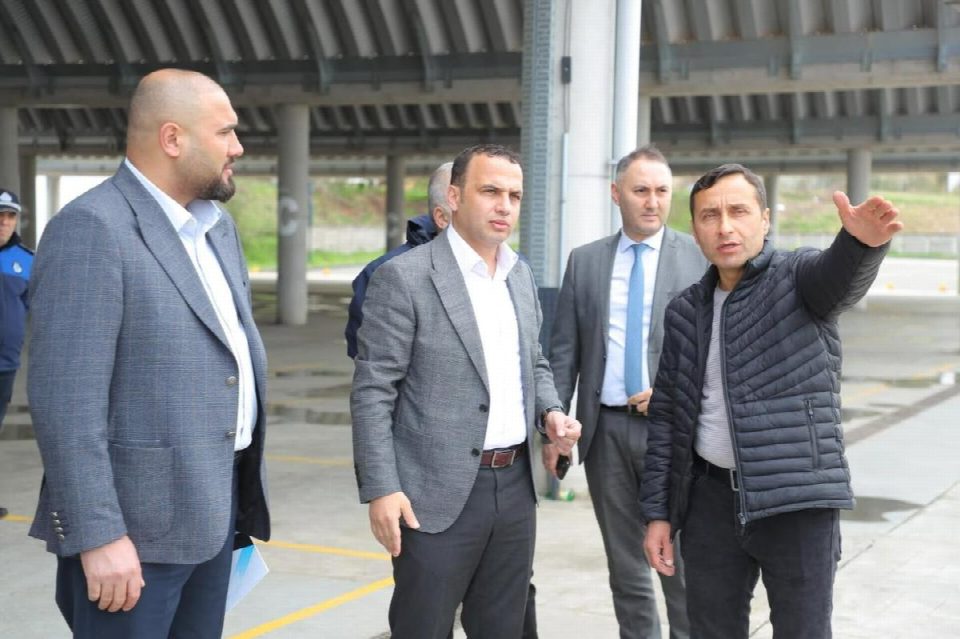 Başkan Kibar “Karadeniz’in en büyük kapalı pazar yerini yaptık, yine de sığamadık”