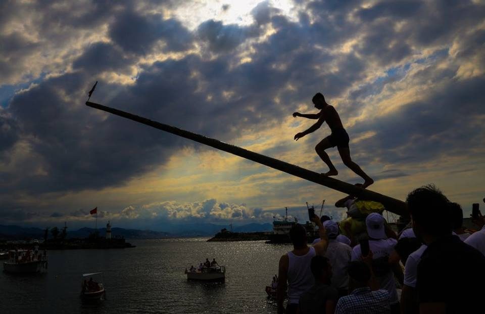 Ödüle doymayan fotoğrafçı yine ödül aldı