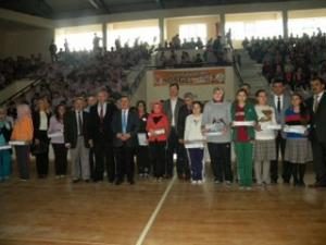 FATSA'DA 1021 ÖĞRENCİ VE 264 ÖĞRETMENE TABLET BİLGİSAYAR DAĞITILDI