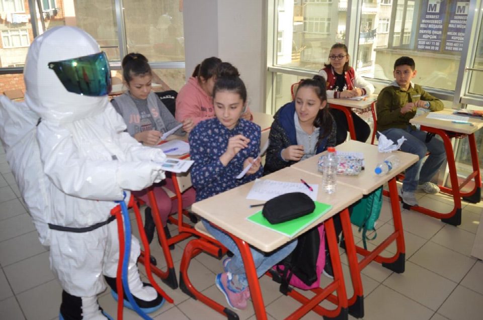 Öğrenciler yazı öğrenerek geçirecek