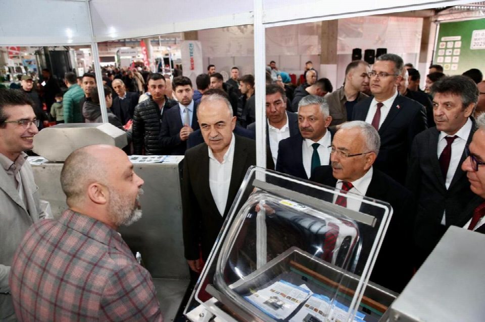 Karadeniz Ordu tarım, hayvancılık ve fındık fuarı Fatsa’da açıldı
