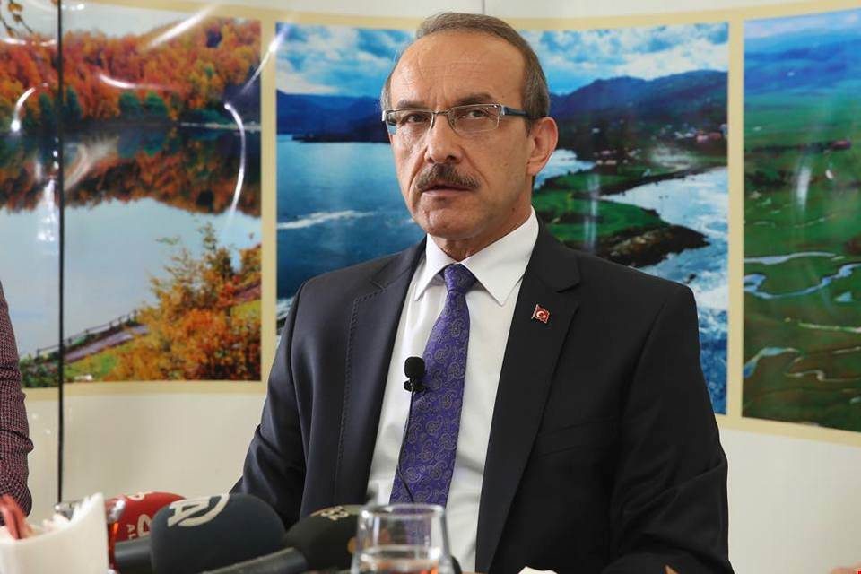 Vali Yavuz, “Sizlerin işini zorlaştırmak değil, kolaylaştırmak noktasında olacağız”