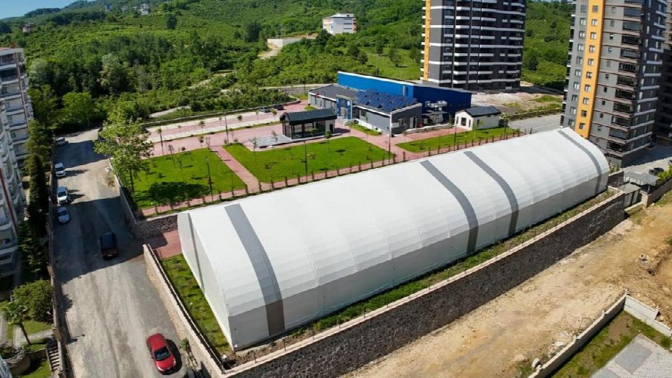 Fatsa’da spora yeni nefes: Modern tenis kortları açıldı