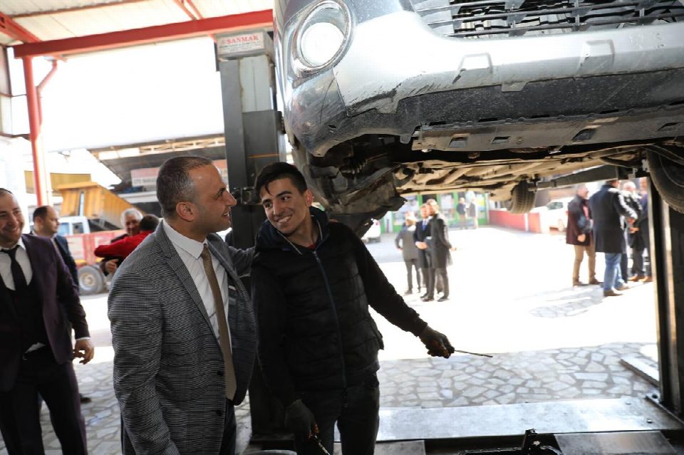 Kibar, büyük sanayi sitesinde