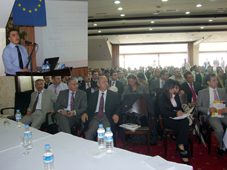 KAYMAKAM LEONARDO DA VINCI PROGRAMI BİLGİLENDİRME TOPLANTISINA KATILDI