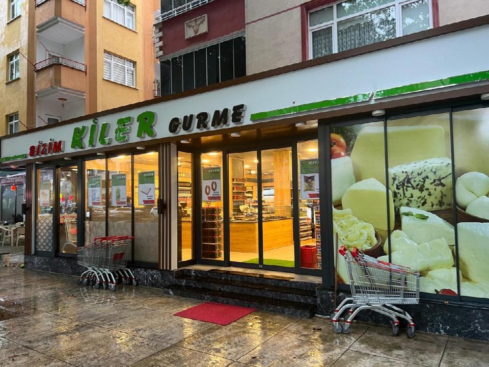 Bizim Kiler gurme açılıyor