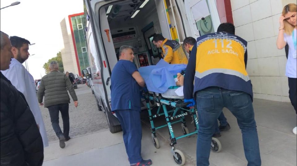 Emekli polis plajda kendini vurdu