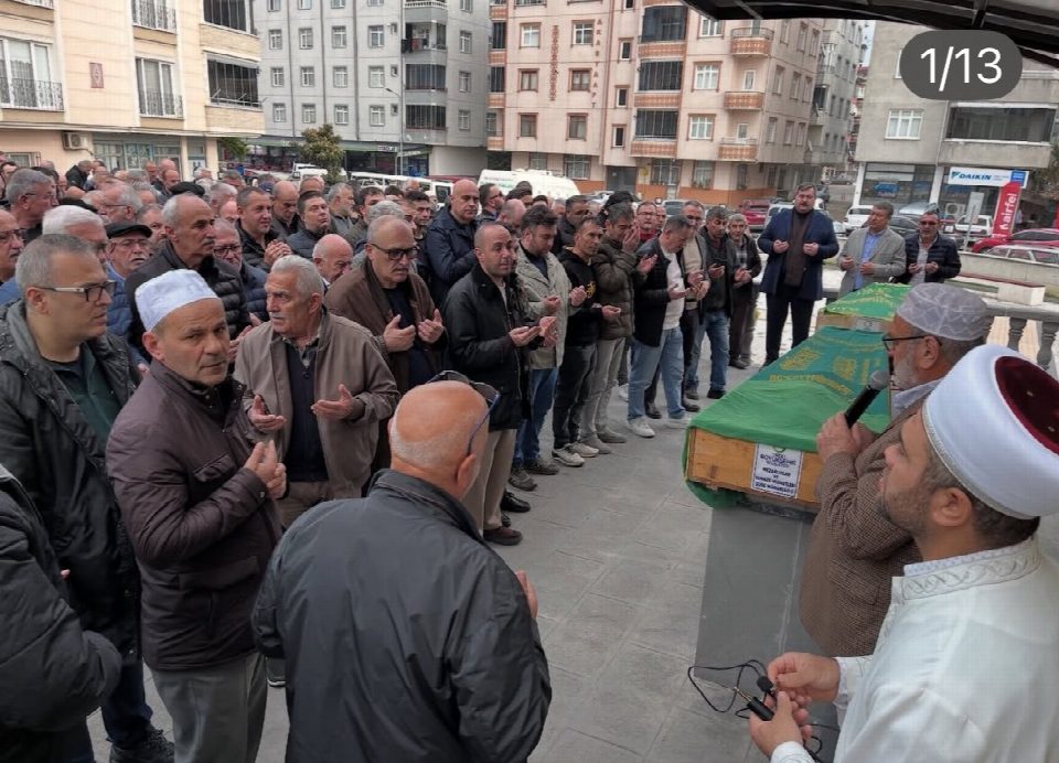 Emine Dindar son yolculuğuna uğurlandı