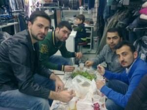ESNAFLAR SALATA PARTİSİNDE BİR ARAYA GELİYOR