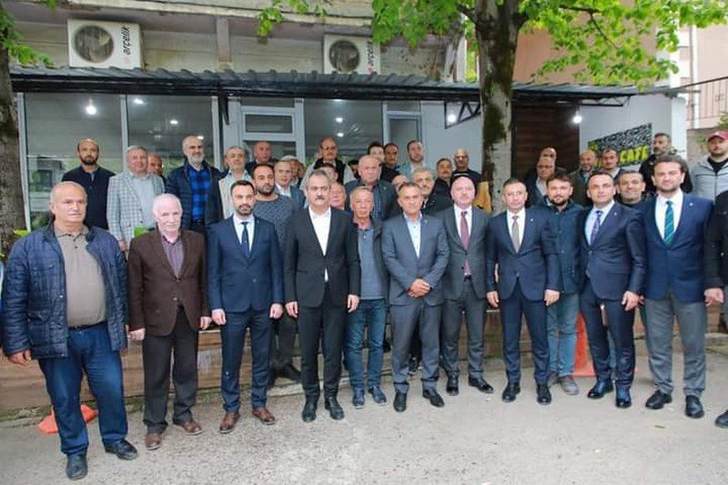 Bakan Özer'den kırsal mahalle yollarına ödenek müjdesi