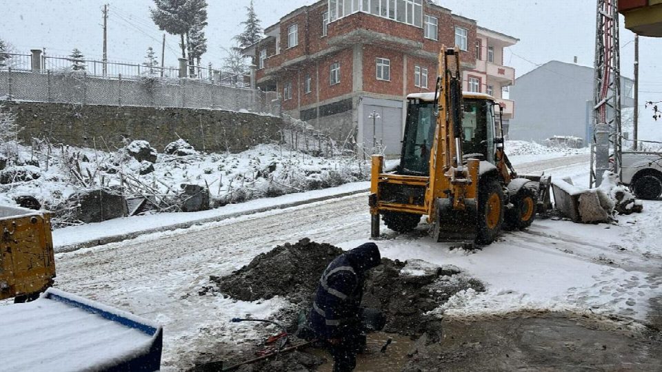İçme suyu arızalarına anında müdahale