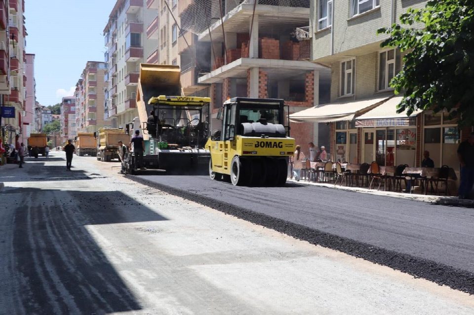 Ünye Kaledere mahallesi asfalt ile buluşuyor
