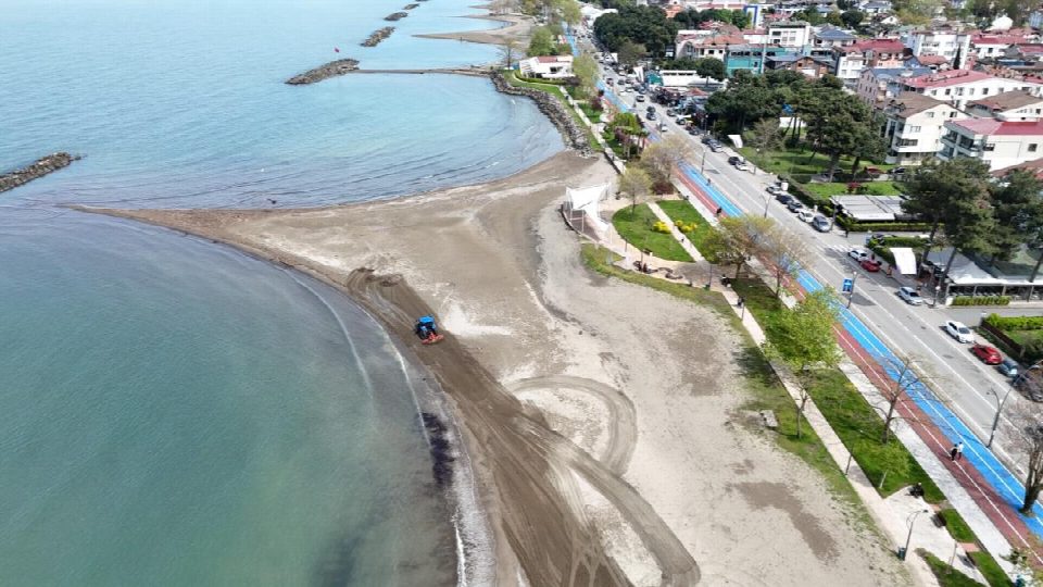 Kumsallar temizleniyor