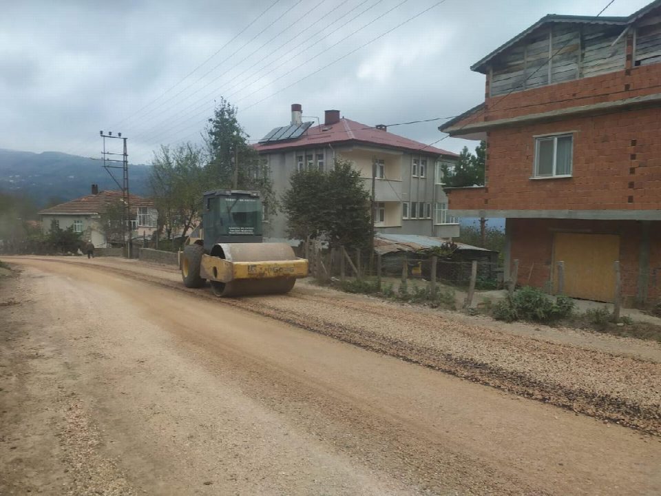 Turizme giden yollara asfalt konforu