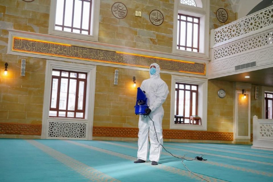 Fatsa’da camiler ramazan’a gül kokusuyla hazırlandı