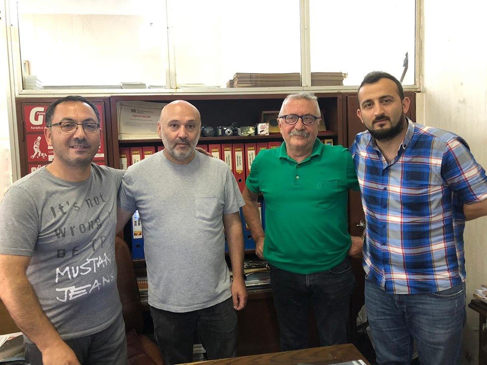 Yönetmen ve Moda Fotoğrafçısı Şenel Aldı gazetemizi ziyaret etti