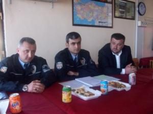 KARAYOLLARI YENİ TAŞIMA KANUNU İLE İLGİLİ ŞOFÖRLER BİLGİLENDİRİLDİ