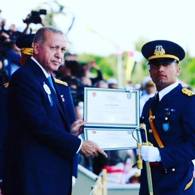 Kumrulu Teğmen Hava Harp Okulunu Birincilikle Bitirdi.