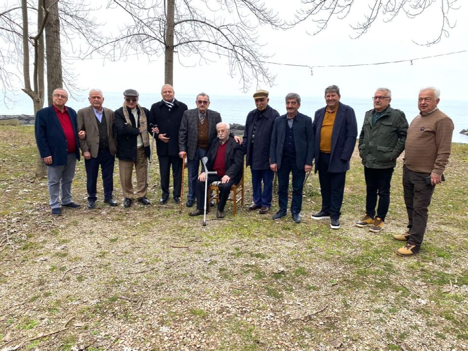 Hacı Rahmi Yangın davet etti, dostlar meclisinde buluştular