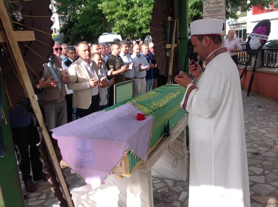 Yeşim Torluoğlu yaşama veda etti