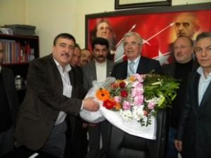 CHP İLÇE TEŞKİLATI TANDOĞDU'YU KONVOYLA KARŞILADI