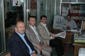 VEKİL HAMARAT'DAN GAZETEMİZE NEZAKET ZİYARETİ