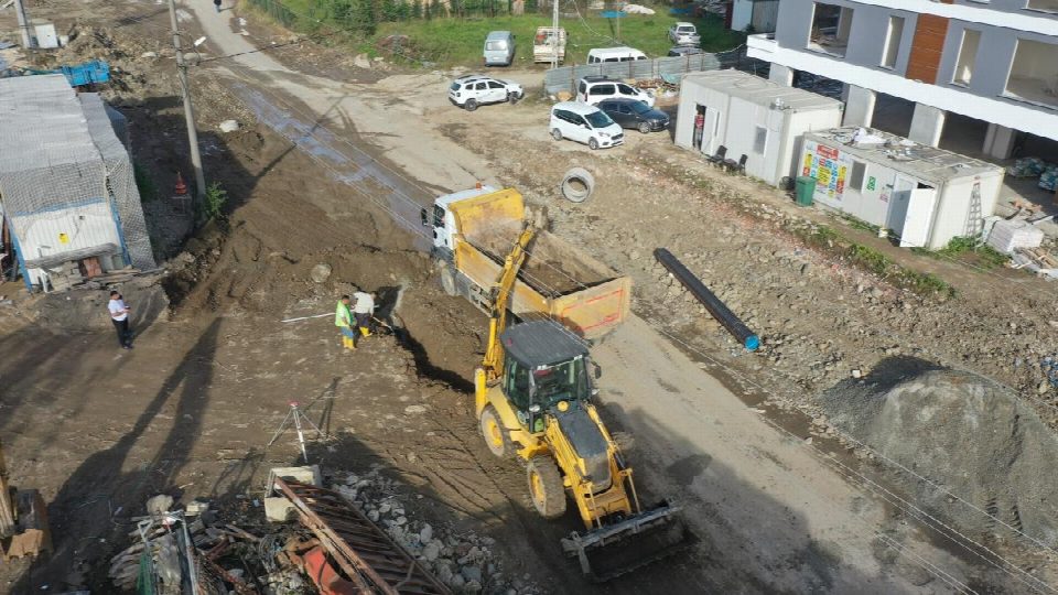 Altınordu’da alt yapıya neşter