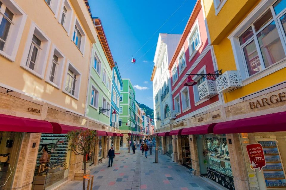 Ordu’nun açık AVM’sinde yüzler gülüyor