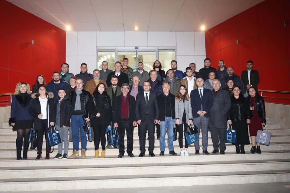 BAŞKAN KİBAR GAZETECİLERLE BİR ARAYA GELDİ
