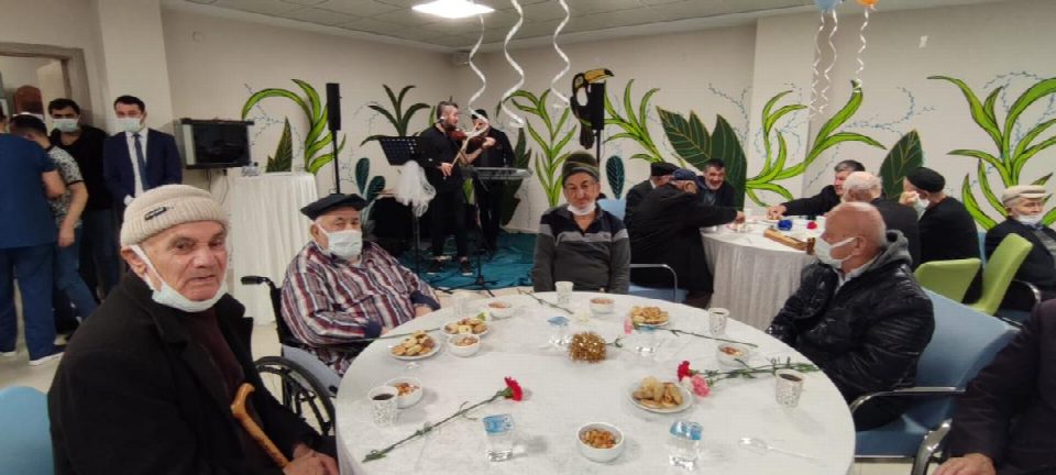 Yaşlılara saygı haftası kutlandı