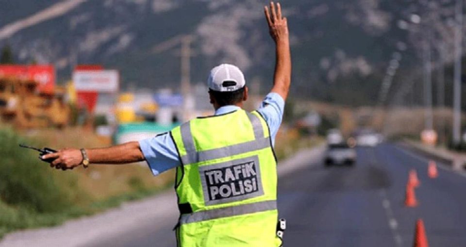 Kamu araçlarında emniyet kemeri takma zorunluluğu