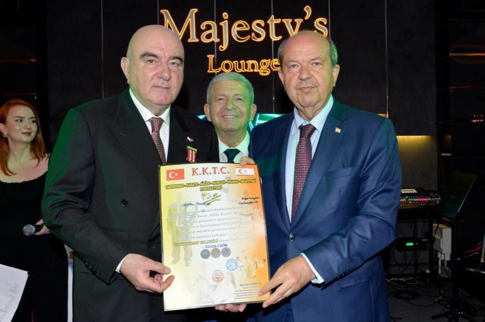 Kıbrıs Cumhurbaşkanı’ndan Cemal Yangın’a ödül