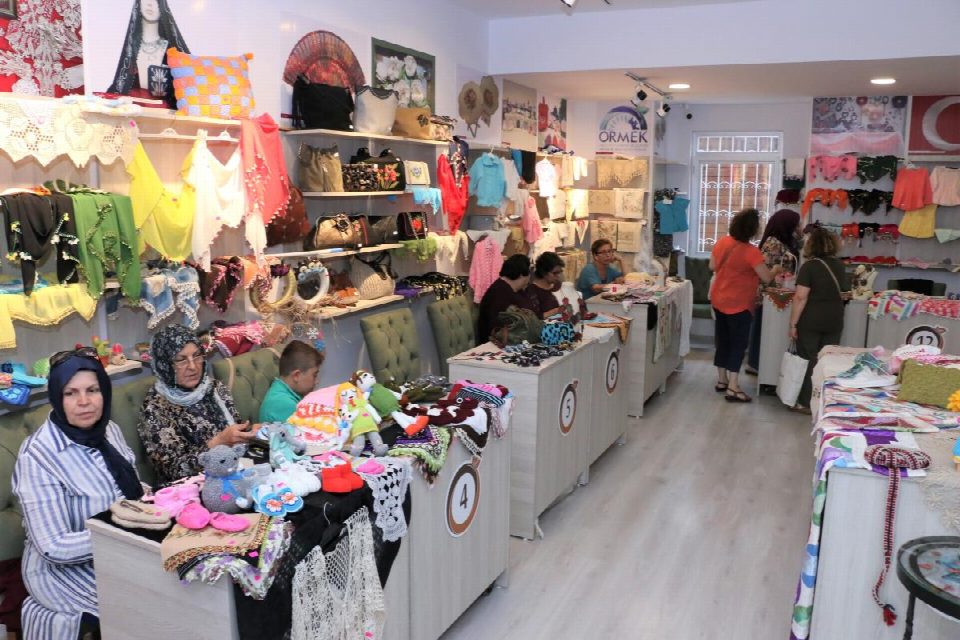 El emeği göz nuru ürünlere ilgi yoğun