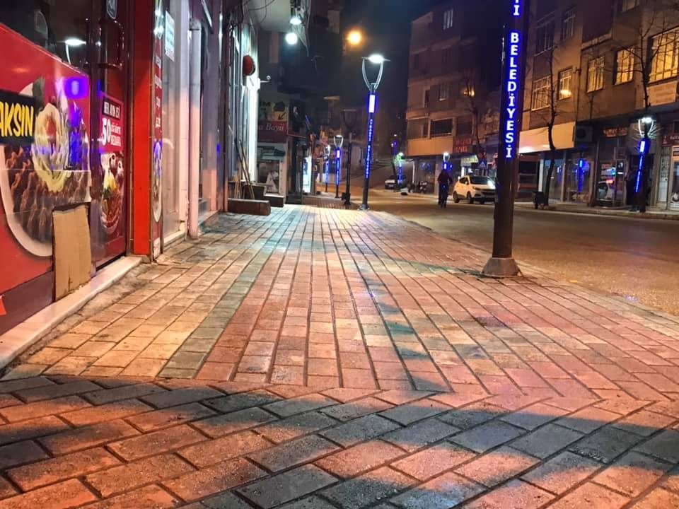 AYBASTI BELEDİYESİ KALDIRIMLARA EŞYA KONULMASINI YASAKLADI
