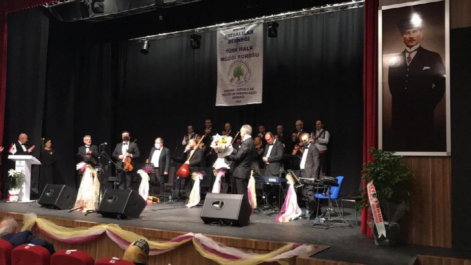 Ankara Fatsalılar Derneği THM korosundan müzik şöleni