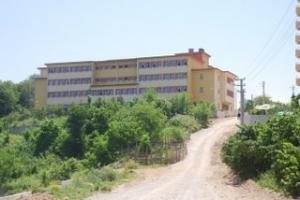 VELİLERDEN BELEDİYEYE TEPKİ