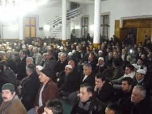 MEVLİD KANDİLİNDE CAMİLER DOLDU TAŞTI
