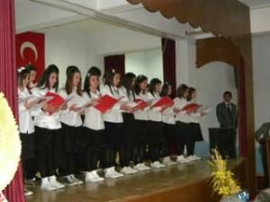 Mehmet Akif Ersoy Anıldı