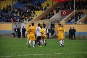 FATSA BELEDİYESPOR KENDİ EVİNDE ARTVİN ARHAVİ'Yİ 3-1 YENDİ