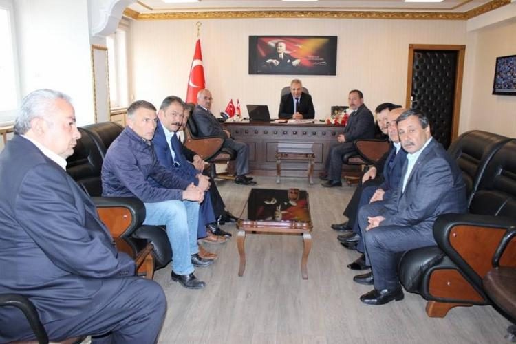 Kaymakam Yapıcı, yeni muhtarlarla buluştu