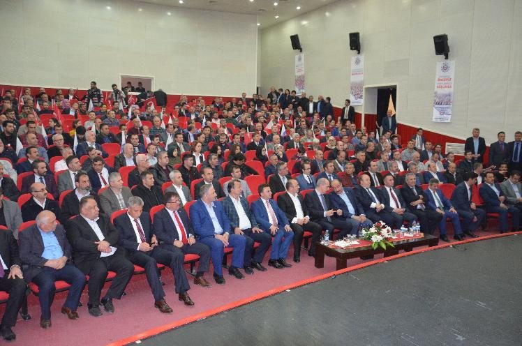 Başbakan Yardımcısı Kurtulmuş: “Sistem değişikliği Türkiye’nin geleceği ile ilgili bir meseledir”