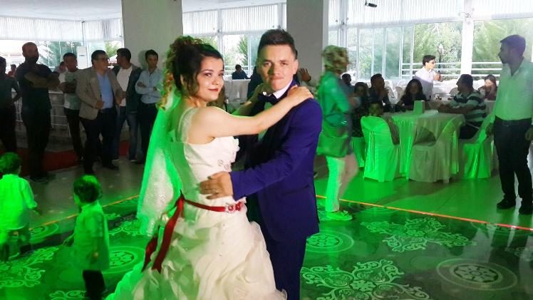 Aşk engel tanımadı