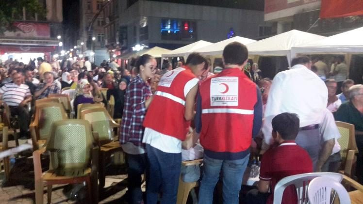 Demokrasi nöbetinde kan bağışı yaptılar