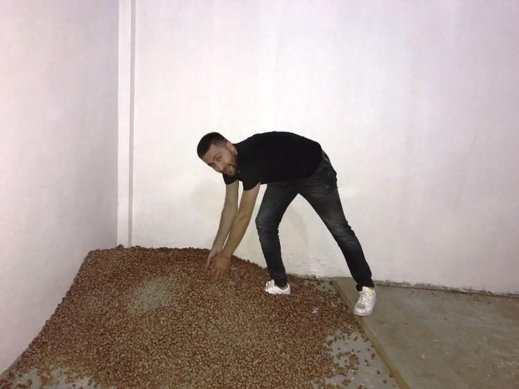 Yılın ilk fındığı tüccara indi