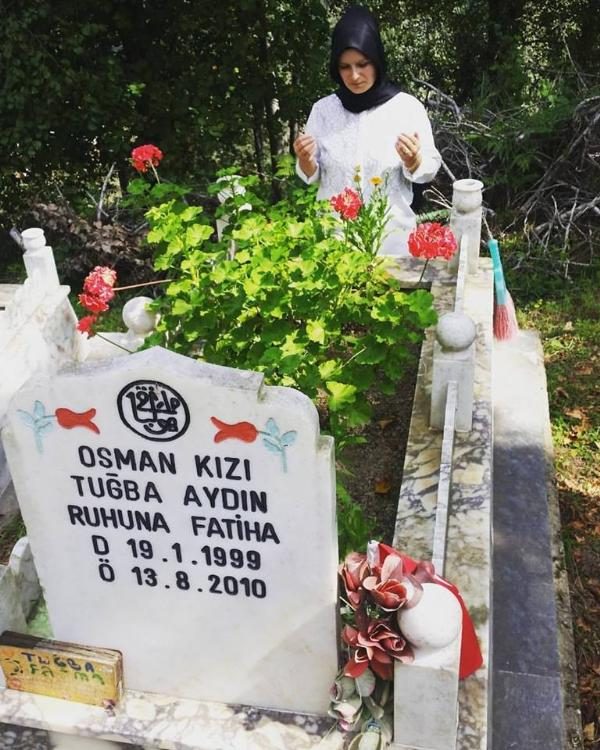 VATANDAŞLAR, ARİFE GÜNÜ MEZARLIKLARA AKIN ETTİ